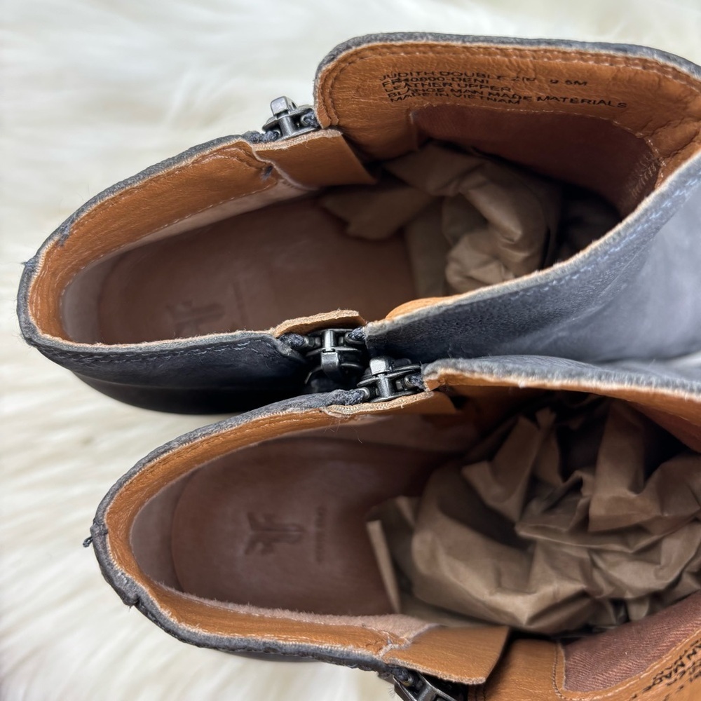 Frye Charcoal Gray Ankle Booties size 9.5 Woman - Picture 11 of 14